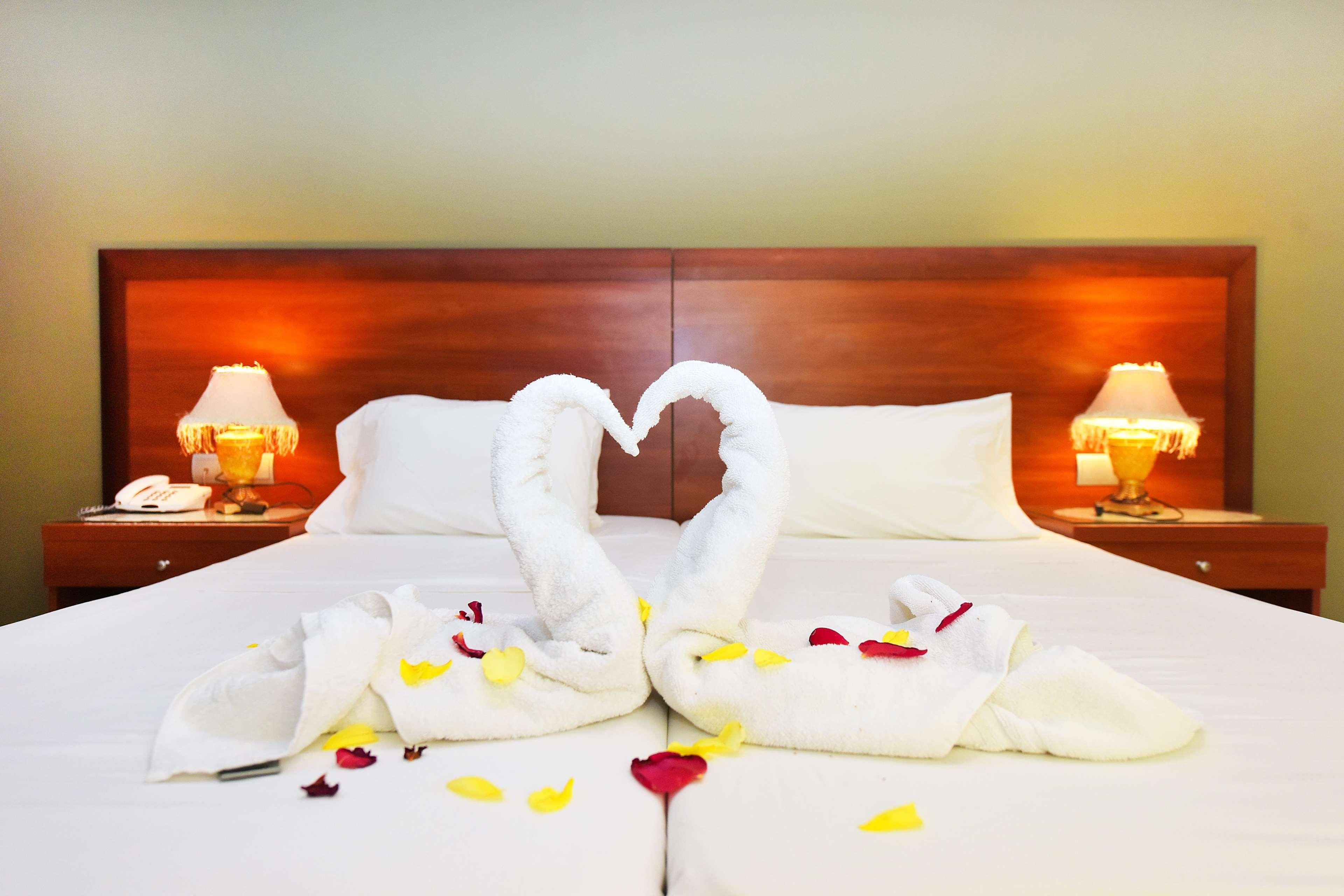 Esmeralda Hotel Kremasti  Luaran gambar